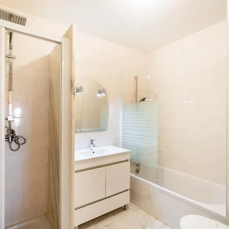 423 Casa Paulo Лагуш